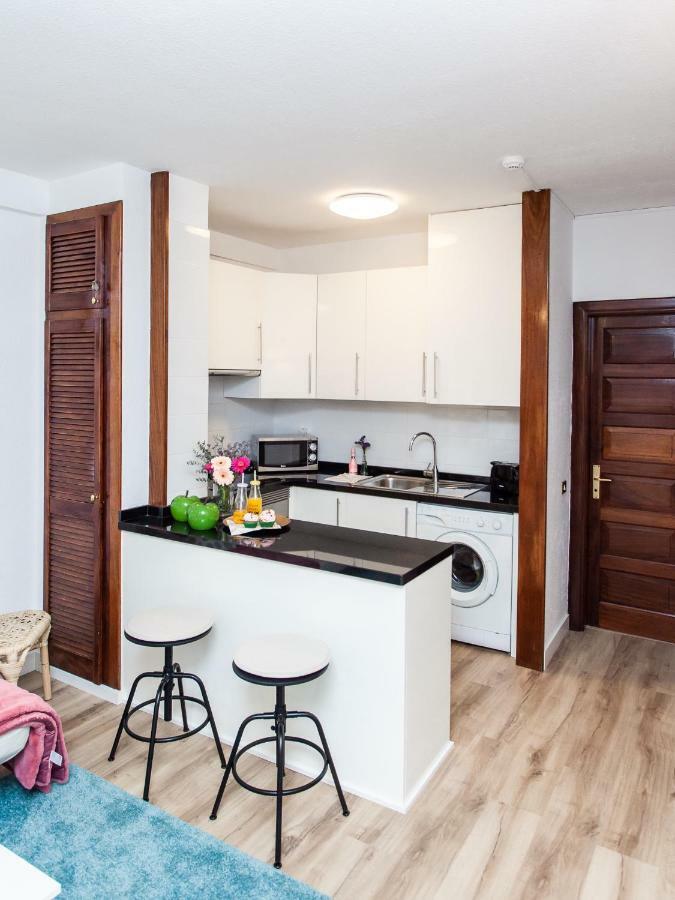 Spectacular Renovated Apartment, 5 Min To Camison Beach, With Aircon Arona  Dış mekan fotoğraf