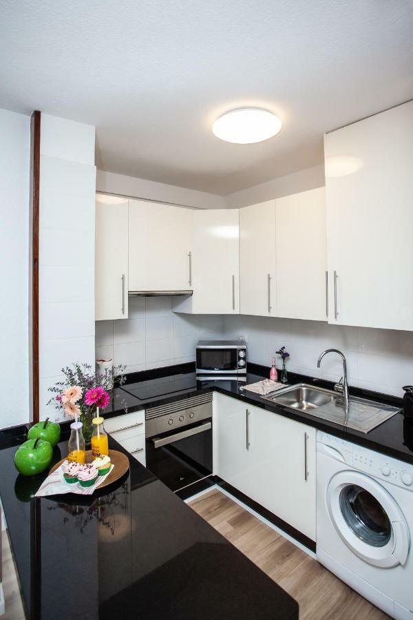 Spectacular Renovated Apartment, 5 Min To Camison Beach, With Aircon Arona  Dış mekan fotoğraf